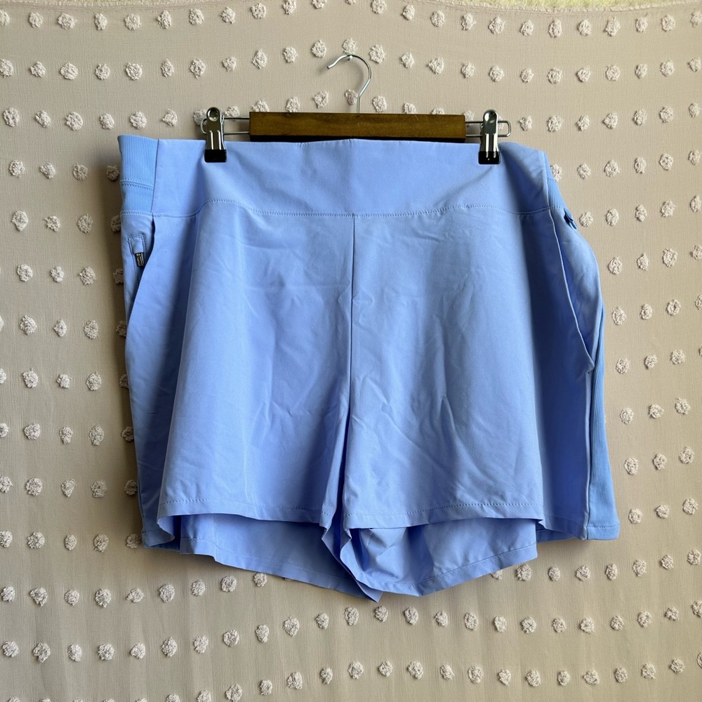 NWT Athleta Brooklyn‎ Short Mid Rise Sz 20 Lavender